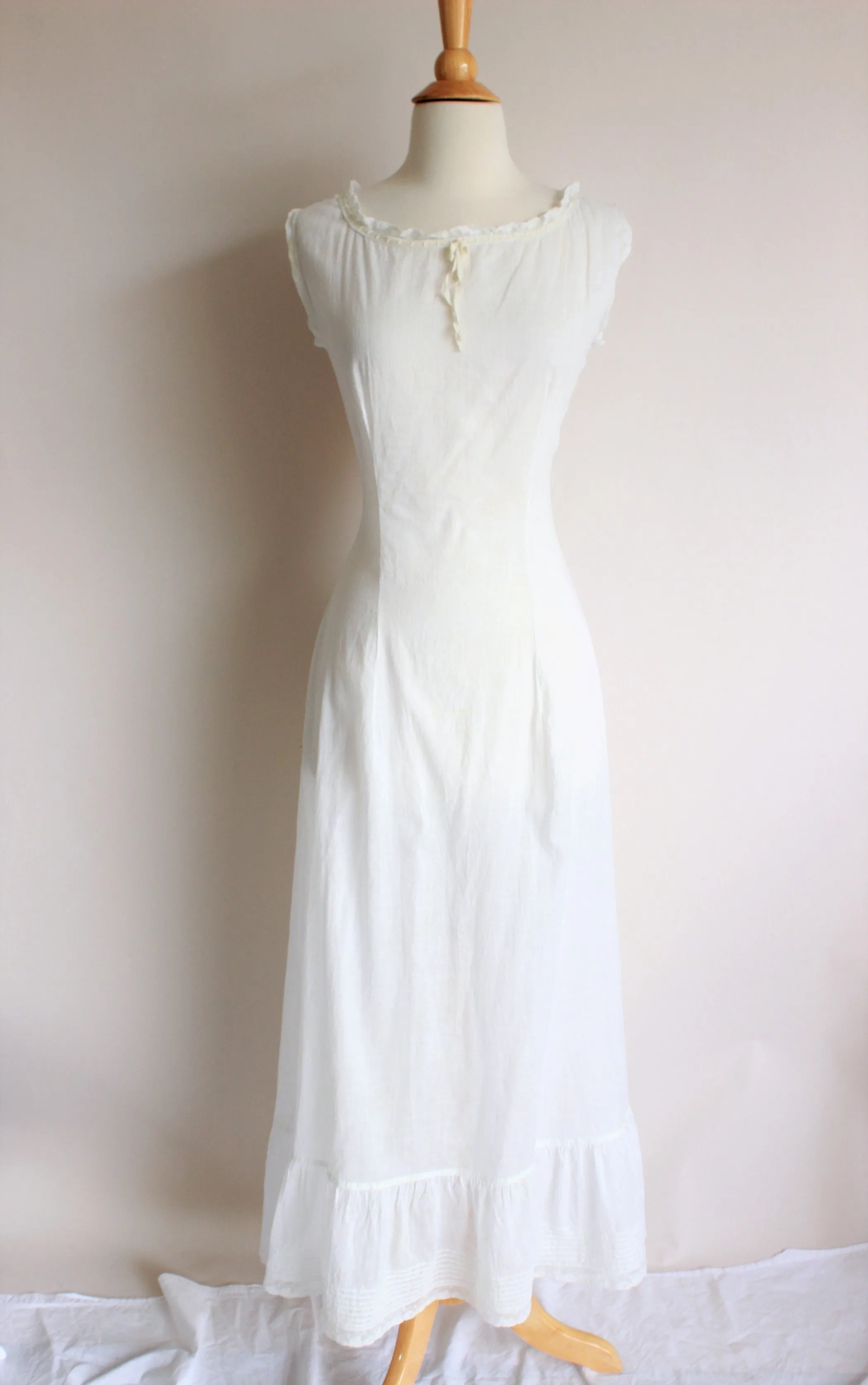 Antique Edwardian White Cotton Chemise Nightgown