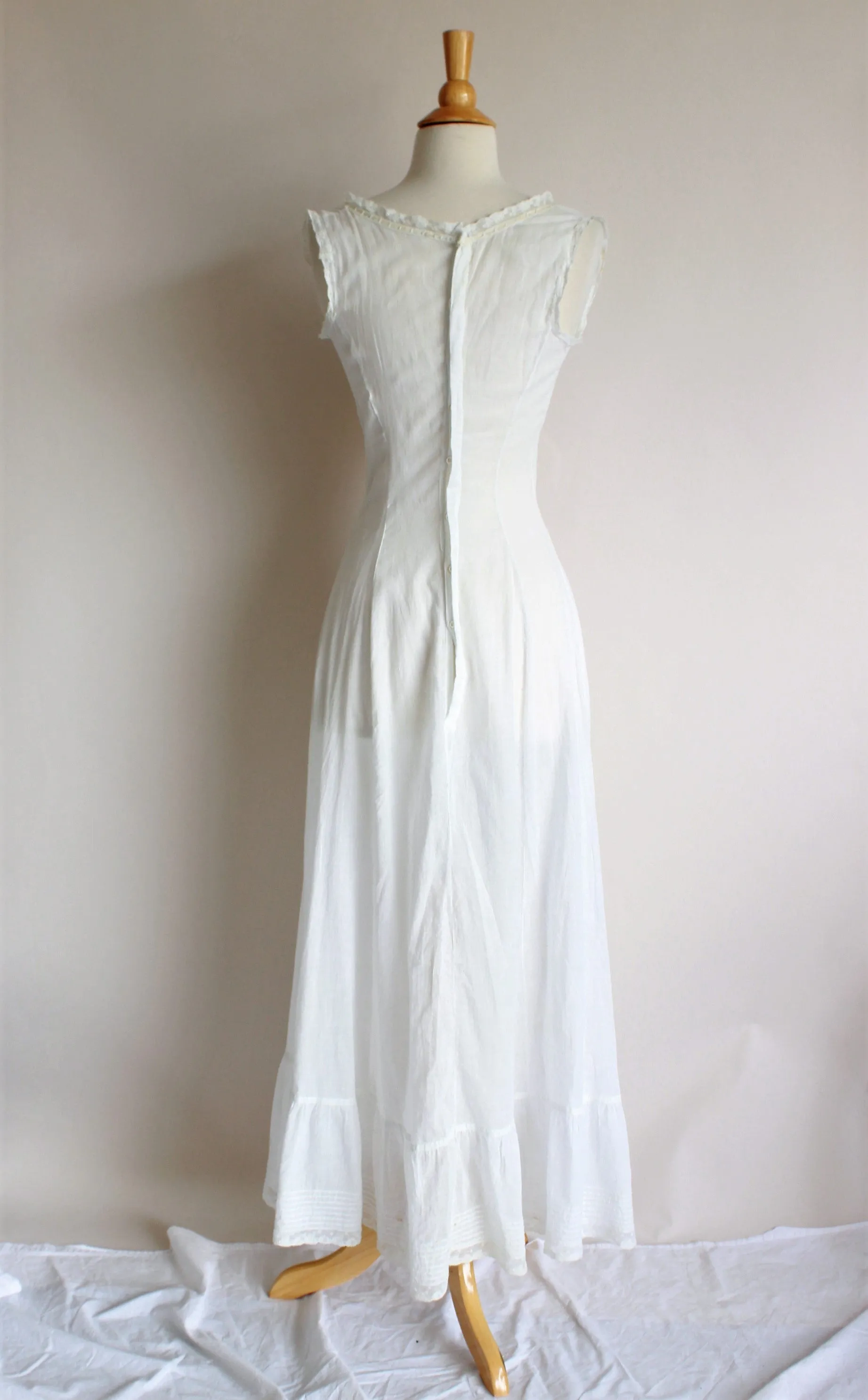 Antique Edwardian White Cotton Chemise Nightgown