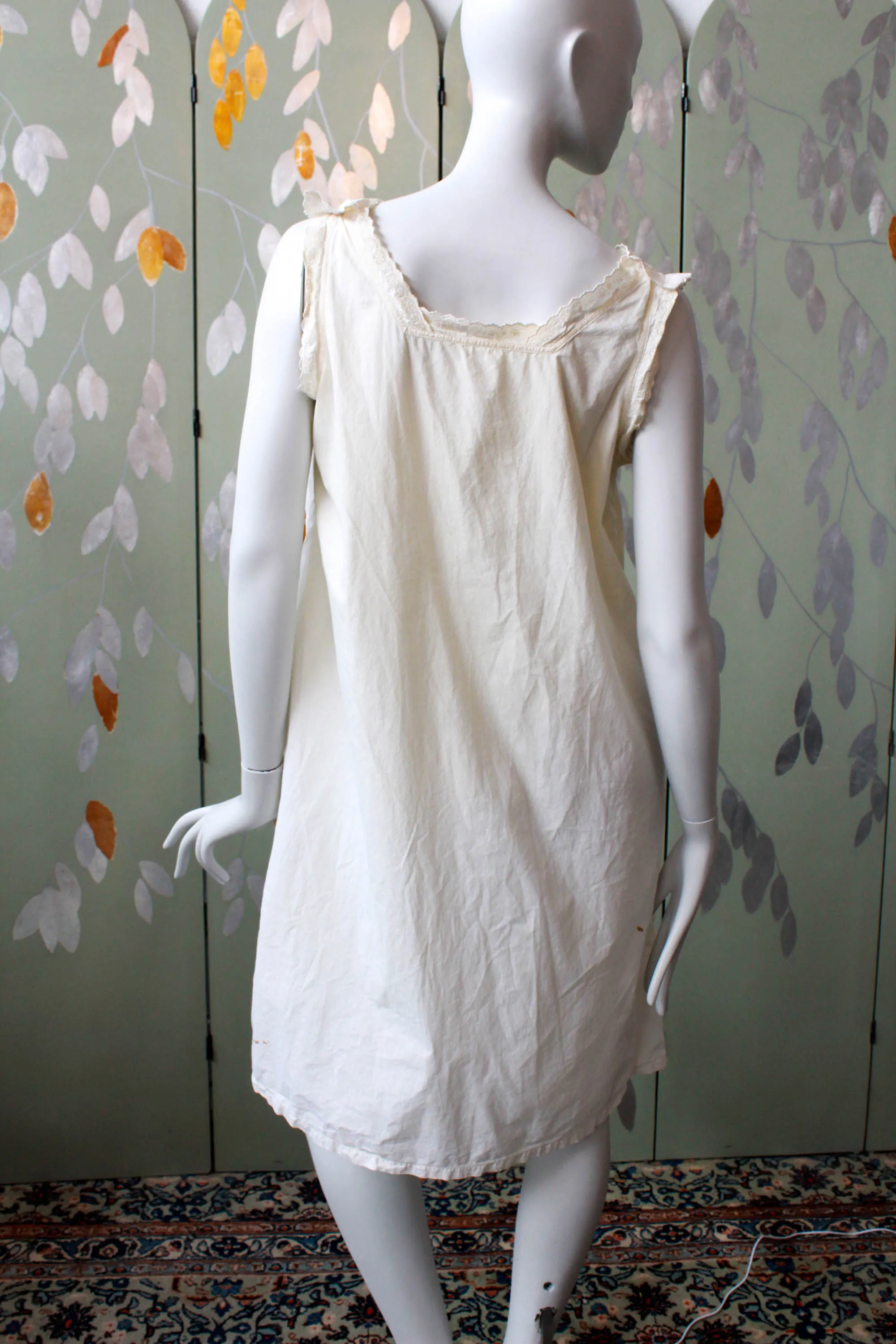 Antique White Cotton Nightgown with Daisy Eyelet Trim, Large
