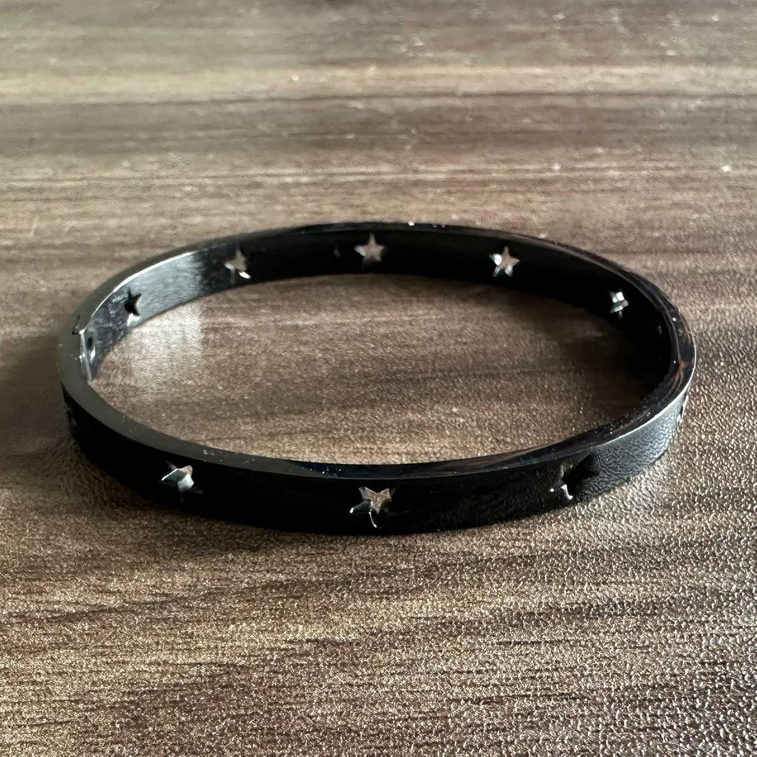 Fashion Stainless Steel Hollow Star Pattern Oval Arm Band Cuff Bracelet