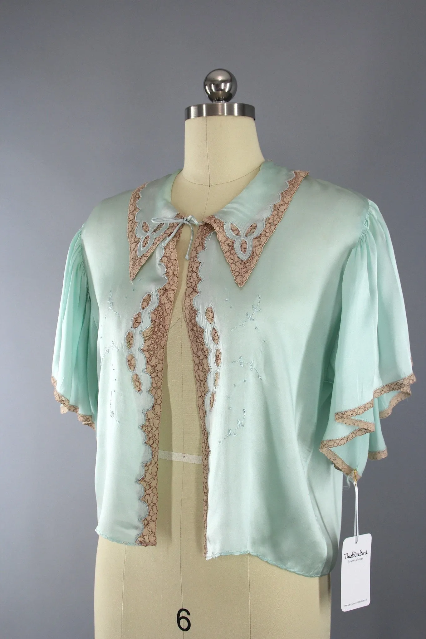 Vintage 1930s Green Silk Satin Bed Jacket Loungewear