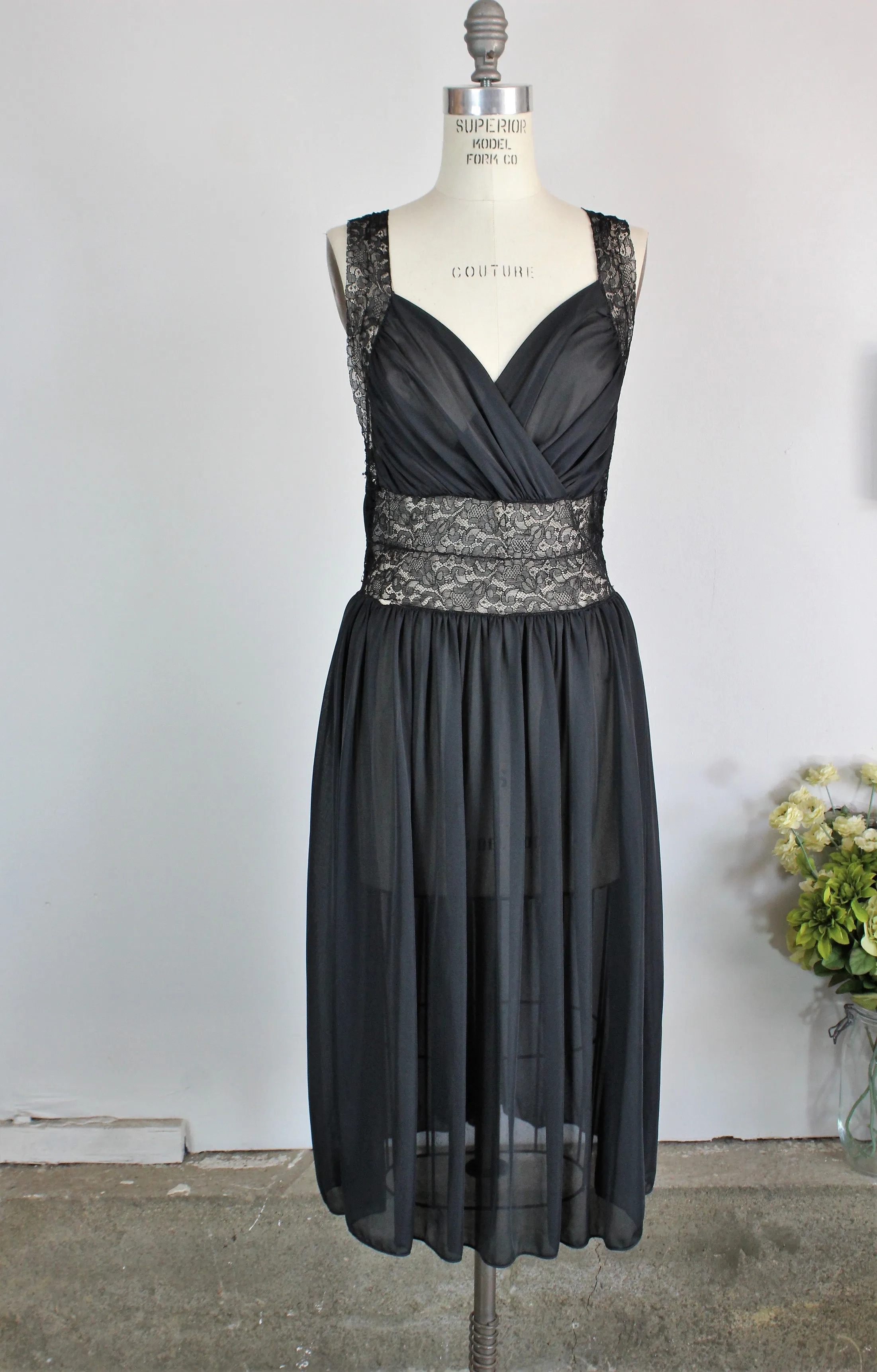 Vintage 1960s Black Full Slip