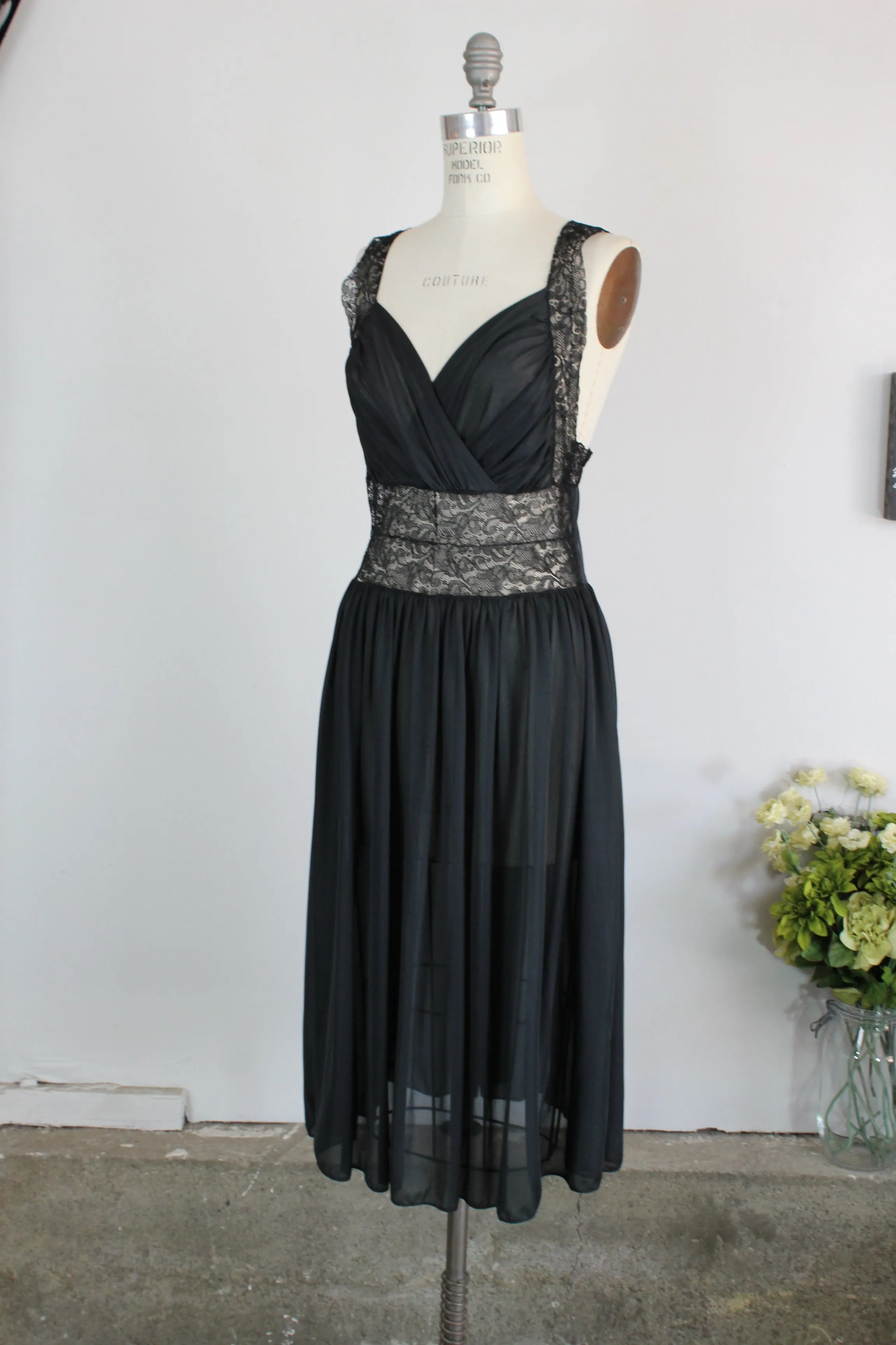Vintage 1960s Black Full Slip