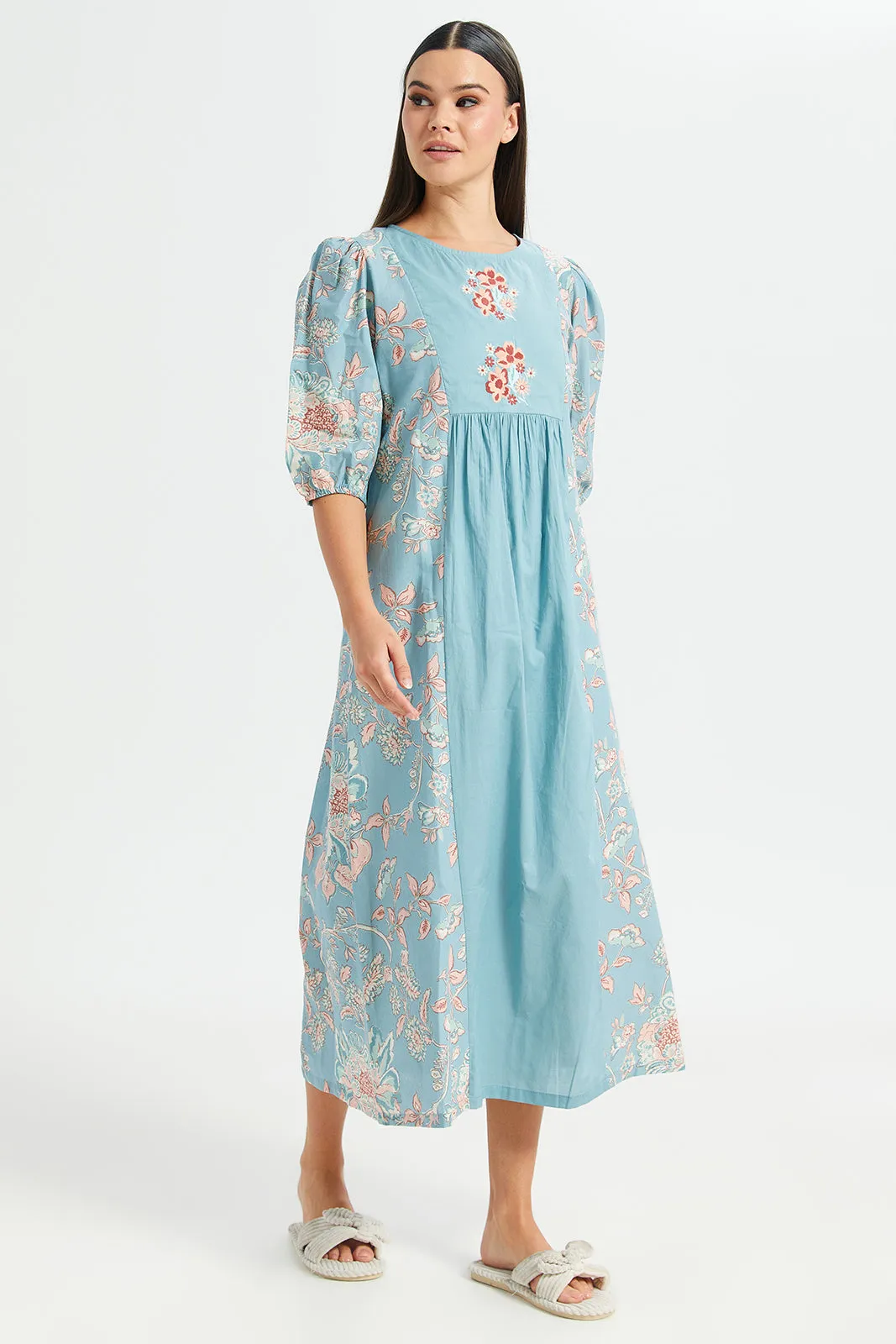 Women Blue Front Embroidery Print Nightgown